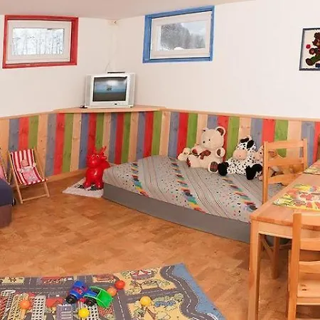 希斯特兰德豪斯旅馆 * 迈尔霍芬