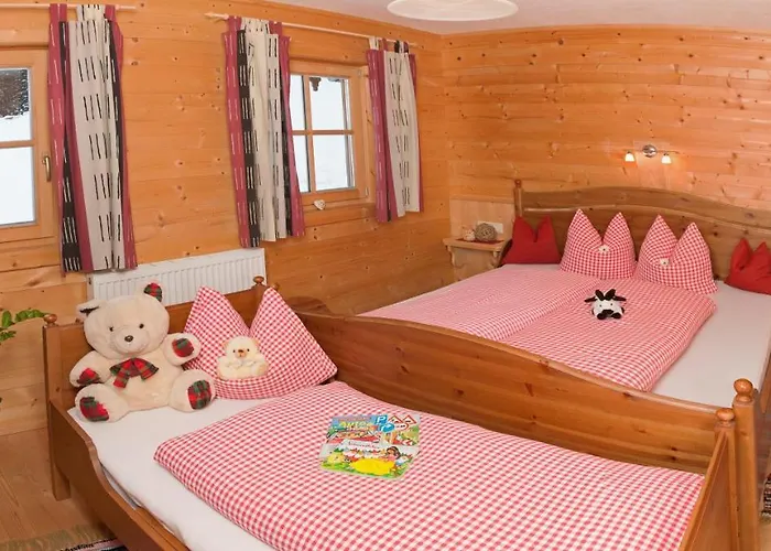 希斯特兰德豪斯旅馆 *